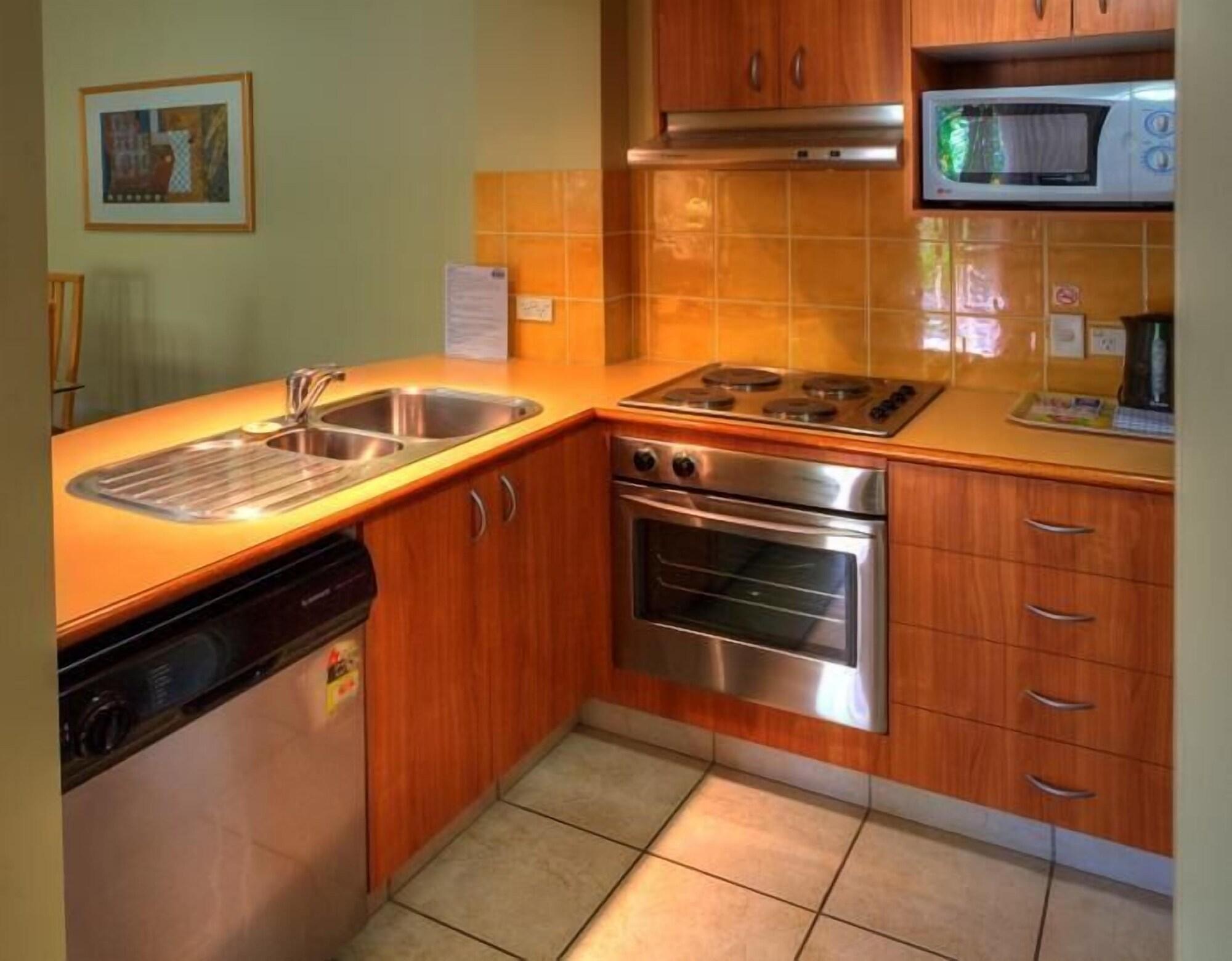 גולד קוסט Bila Vista Kirra Beachside Apartments מראה חיצוני תמונה