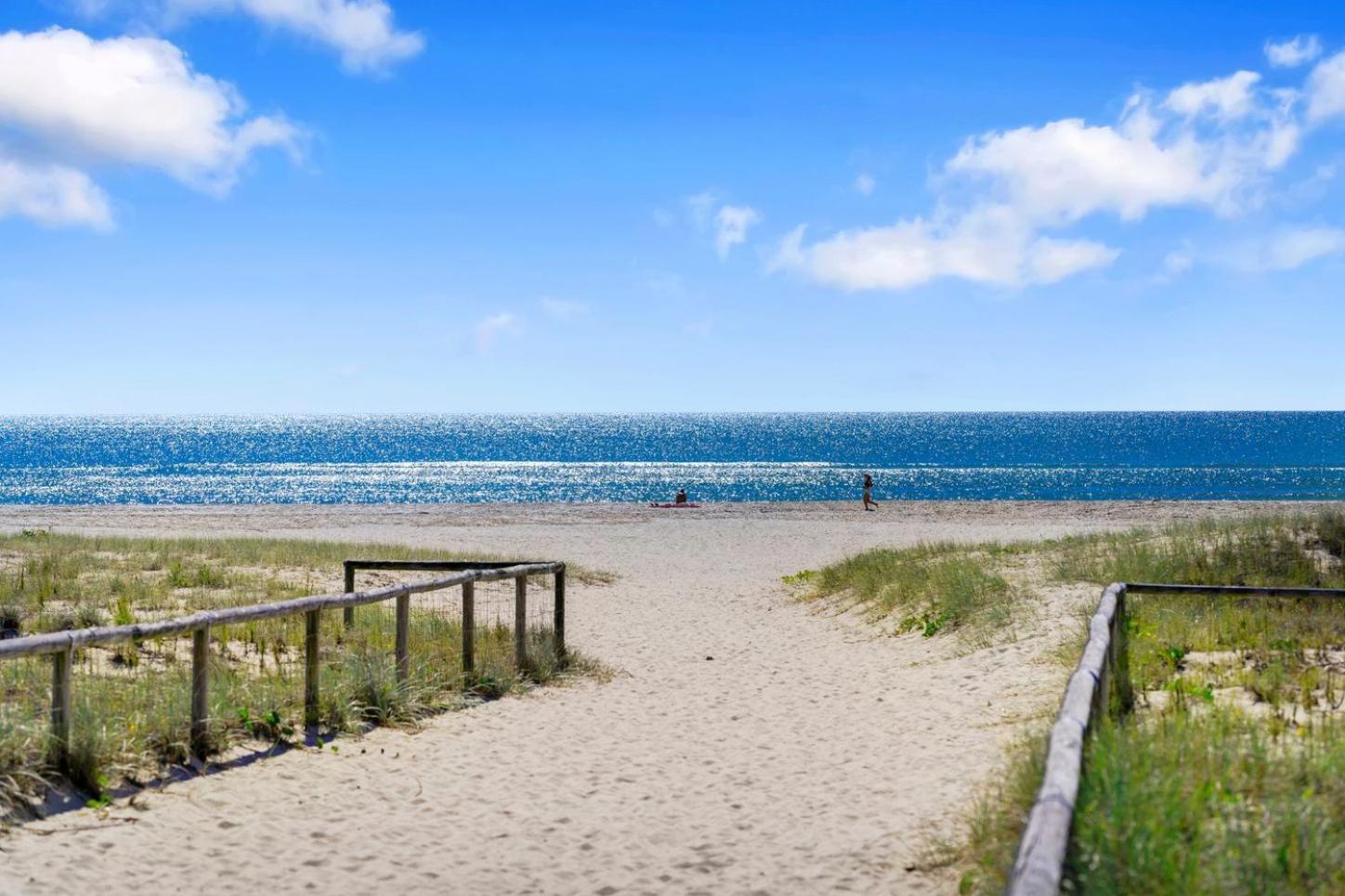 גולד קוסט Bila Vista Kirra Beachside Apartments מראה חיצוני תמונה